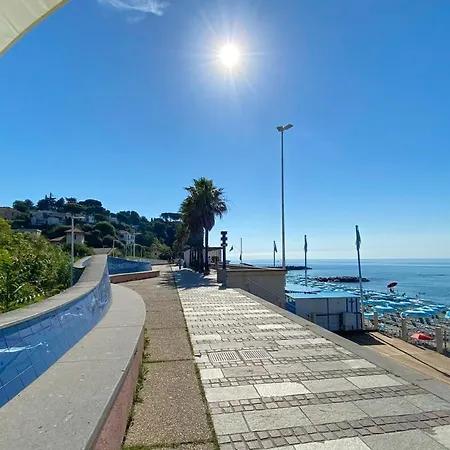 Blue 2510 A Away From شقة *