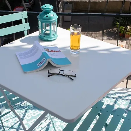 Blue 2510 A Away From شقة *